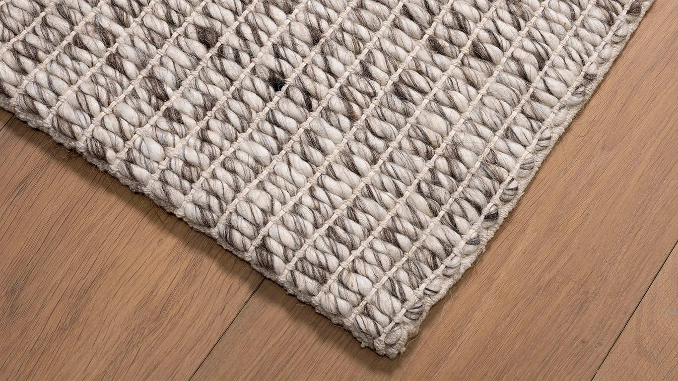 UrbanSofa Shantra Wool Moraine Vloerkleed Detail Website