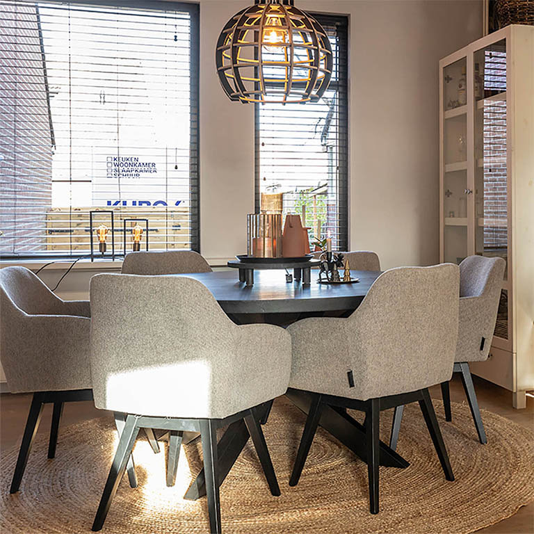 Aflevering 15 Robin Eettafel