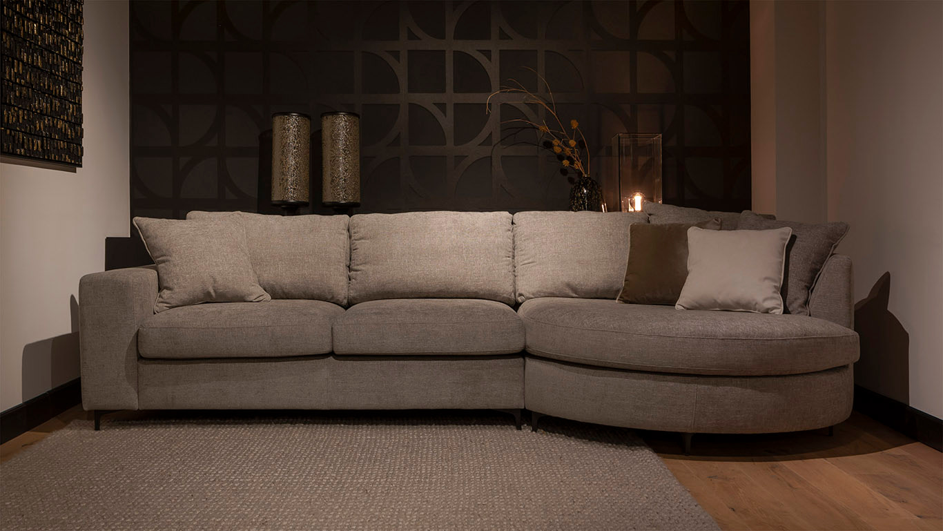 UrbanSofa Lorenzo Casia Ronde Loungebank Marseille Stone Website scaled