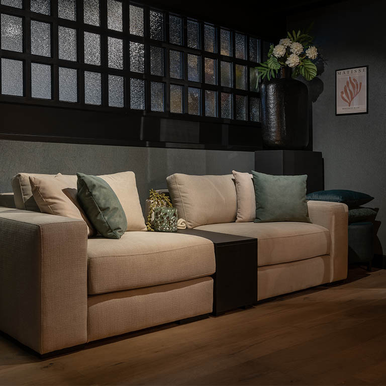 UrbanSofa Carl Casia Sofa Carl Block Hoog Vienna Latte Vierkant